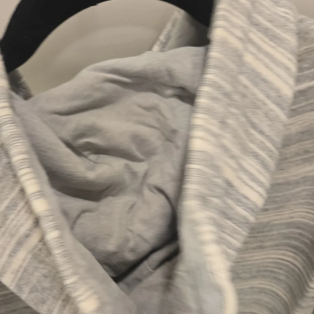 Carhartt Heathered Gray Hoodie - Picture 7 of 10